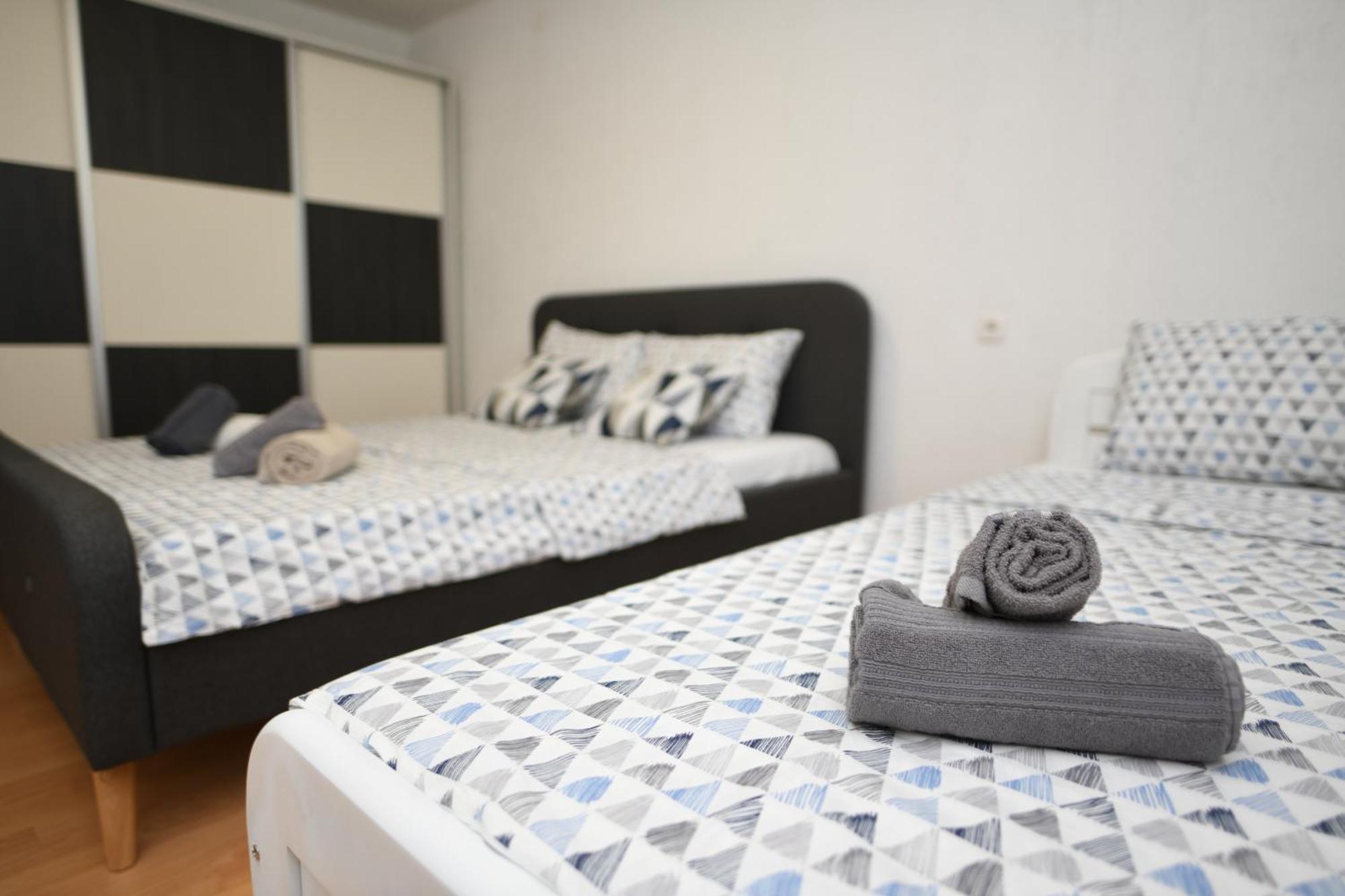 סקופיה Cinema Vardar Apartment מראה חיצוני תמונה
