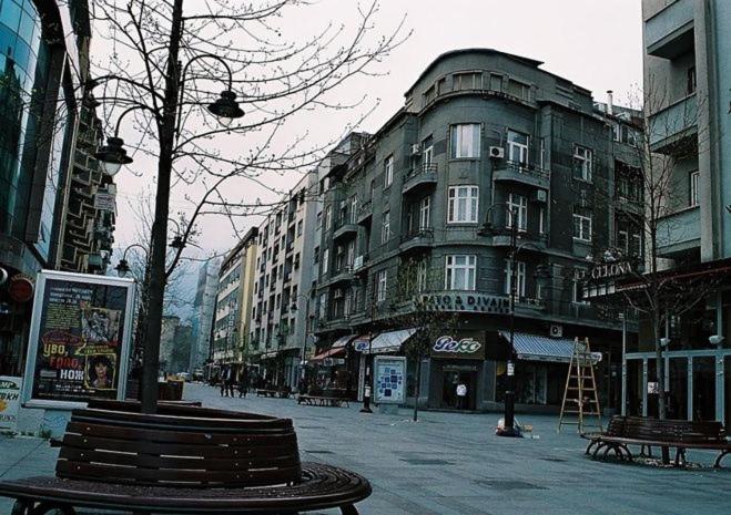 סקופיה Cinema Vardar Apartment מראה חיצוני תמונה
