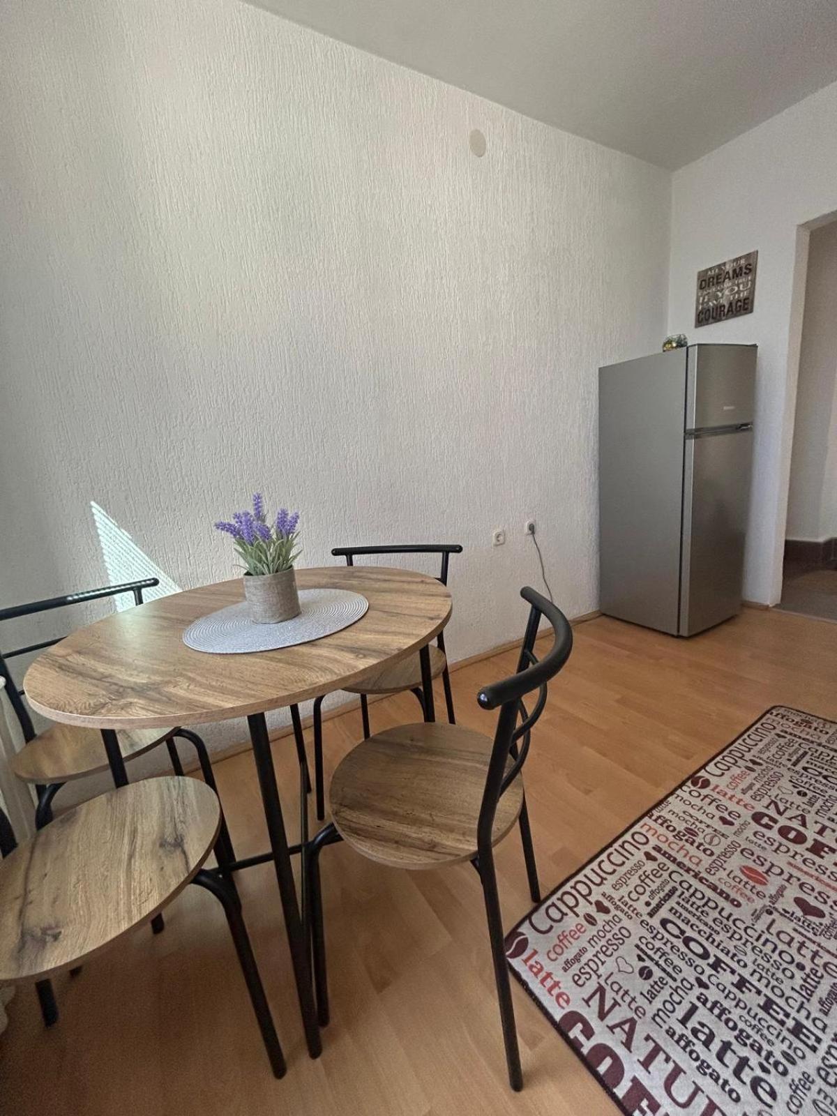 סקופיה Cinema Vardar Apartment מראה חיצוני תמונה